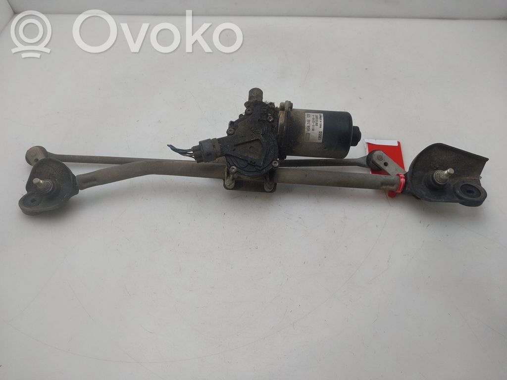 Toyota Corolla E120 E130 Tringlerie et moteur d'essuie-glace avant