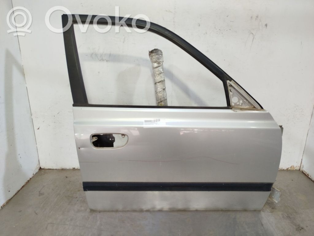 Hyundai Accent Puerta delantera 