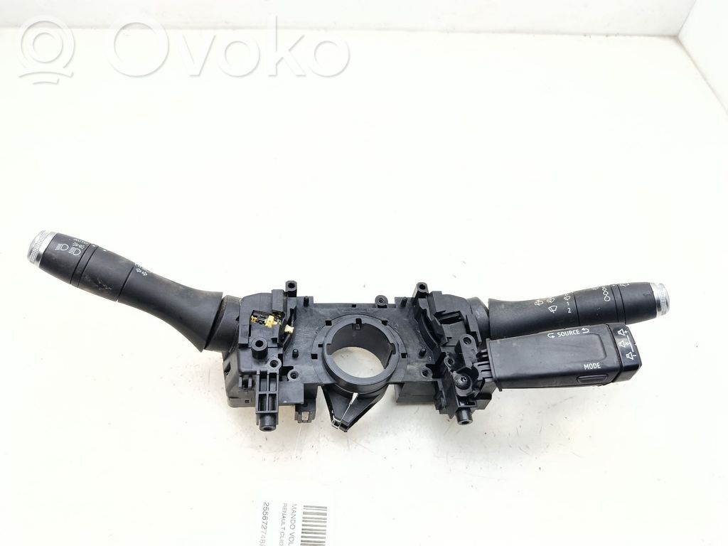 Renault Clio V Boutons / interrupteurs volant