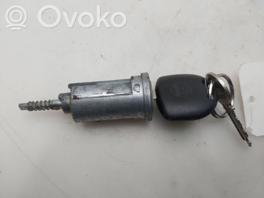 Opel Corsa C Virtalukko 