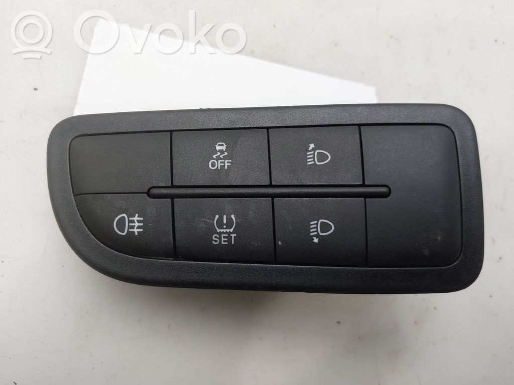 Fiat Tipo Interruptor de control multifunción 