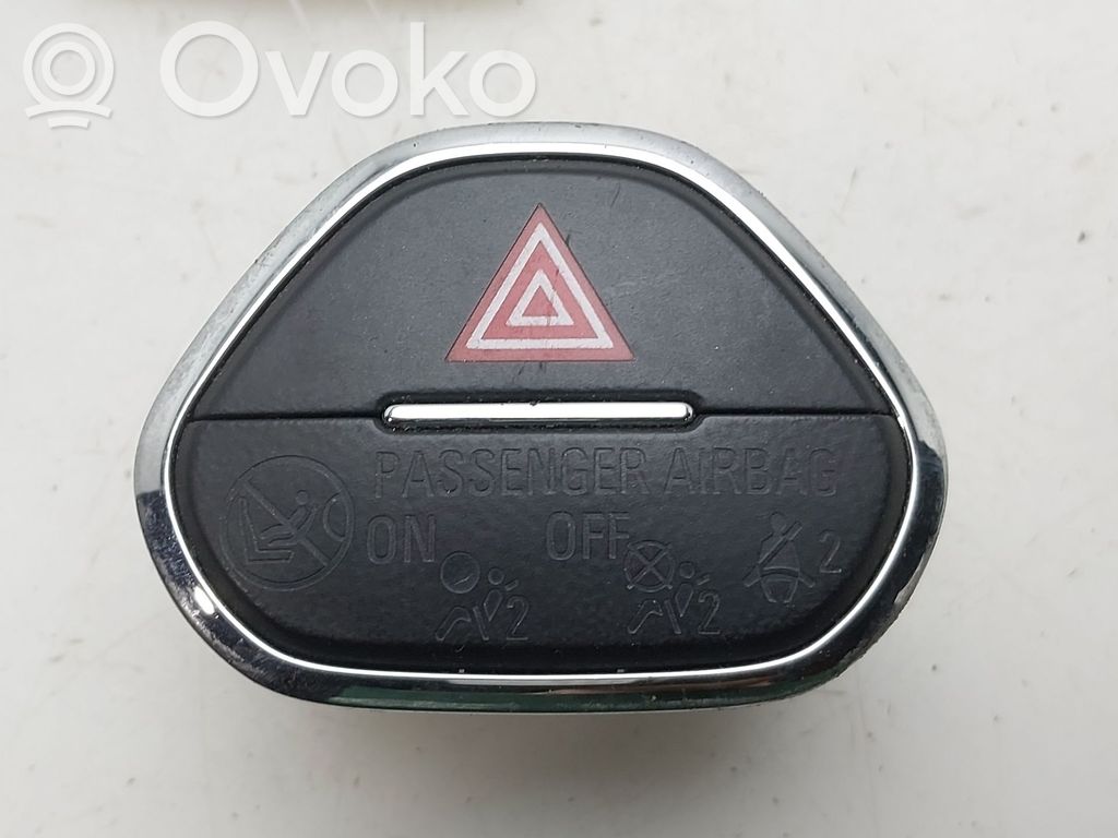 Opel Corsa E Hazard light switch 