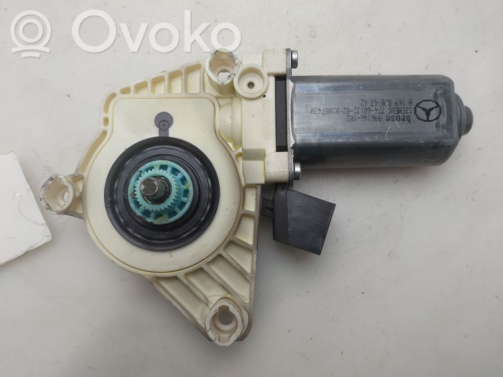 Mercedes-Benz B W245 Motor macara geam ușă față 