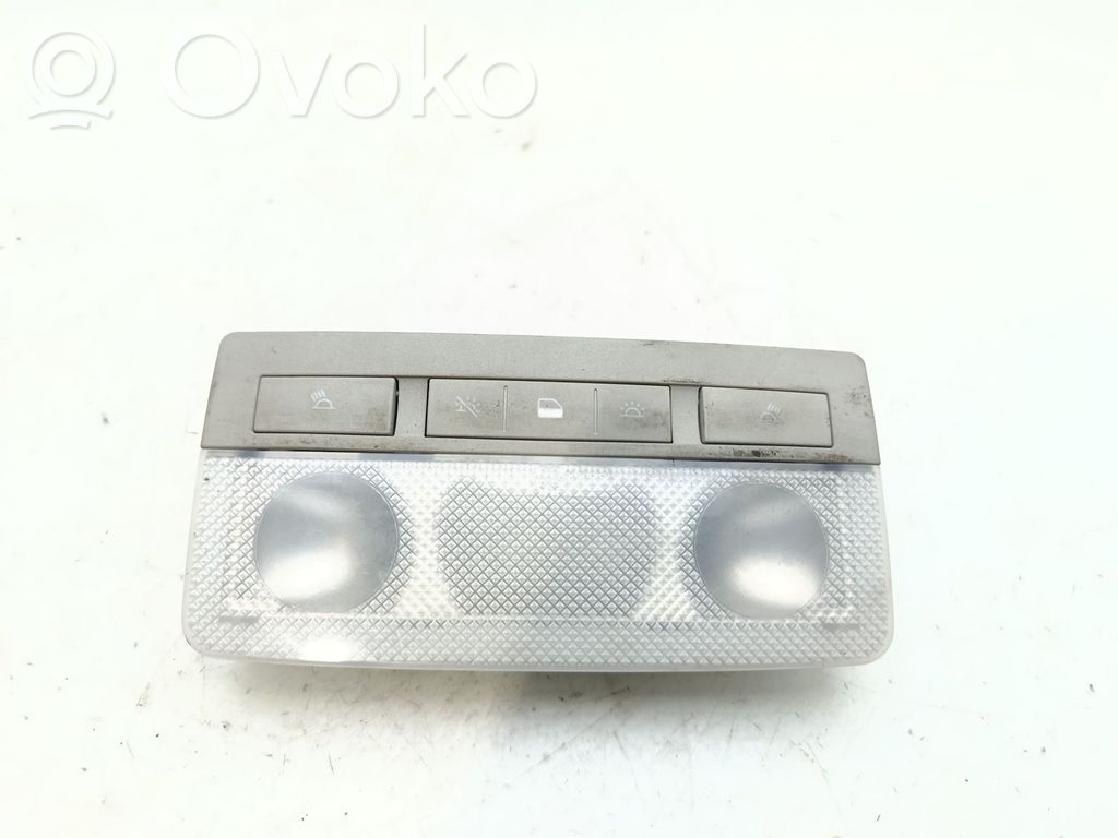 Opel Meriva B Etuistuimen valo 