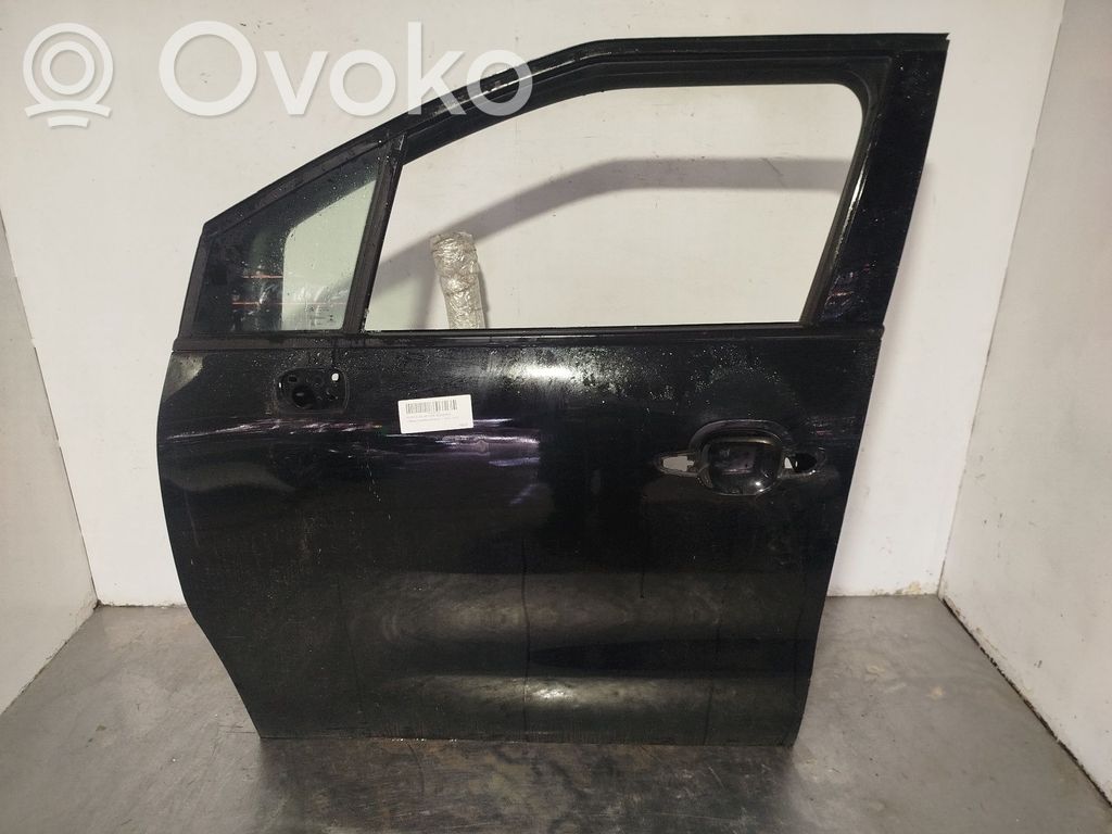 Puerta delantera   YQ00173780