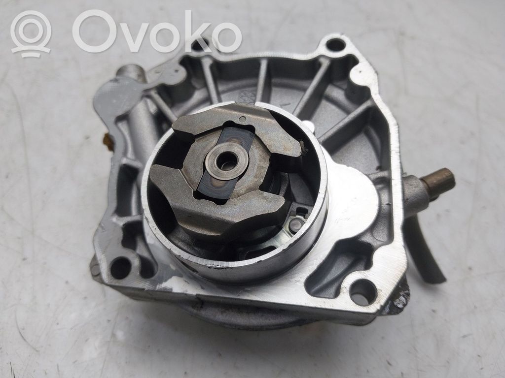 Opel Insignia A Pompă vacuum 