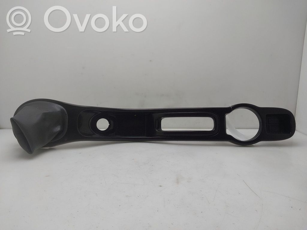 Keskikonsoli   969180011R