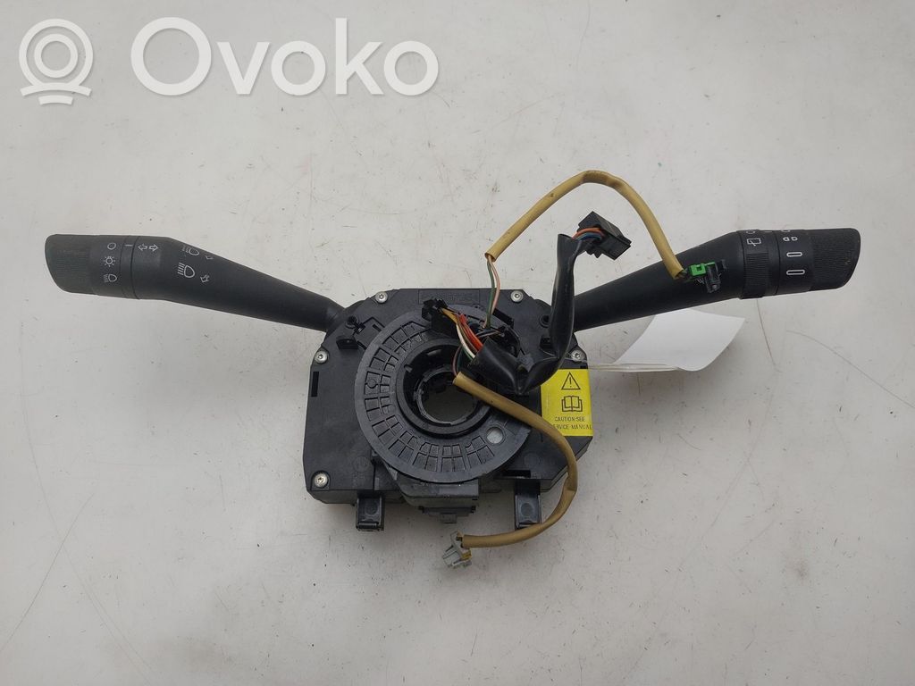 Fiat Grande Punto Boutons / interrupteurs volant
