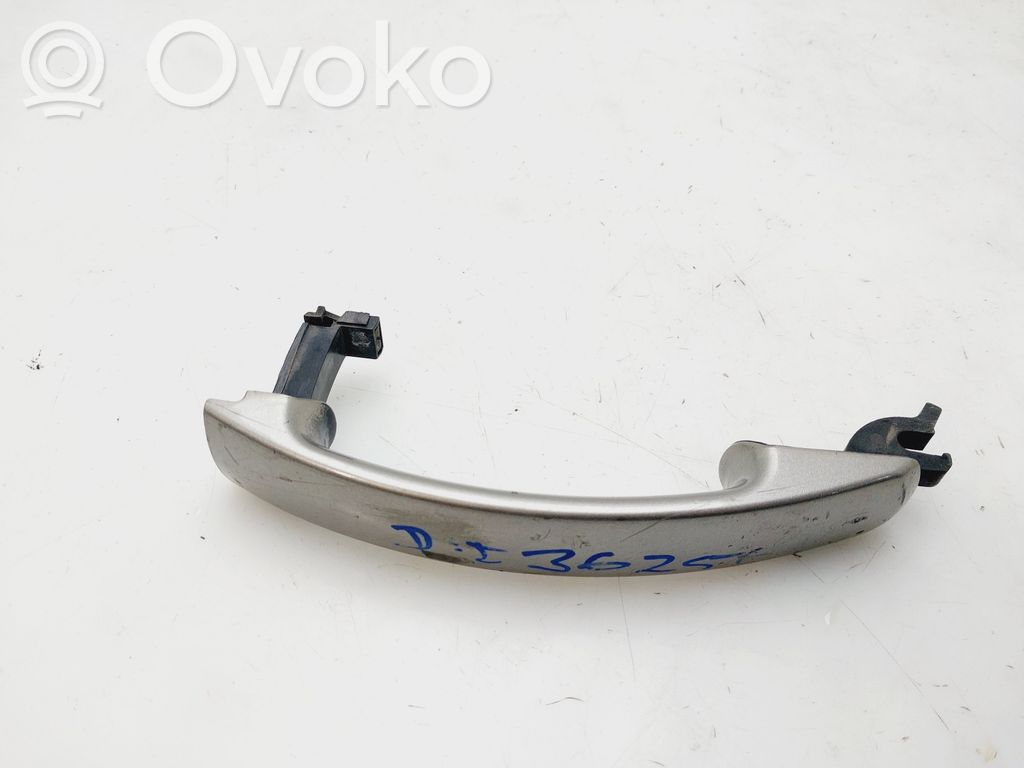 Ford Mondeo Mk III Poignée extérieure avant 