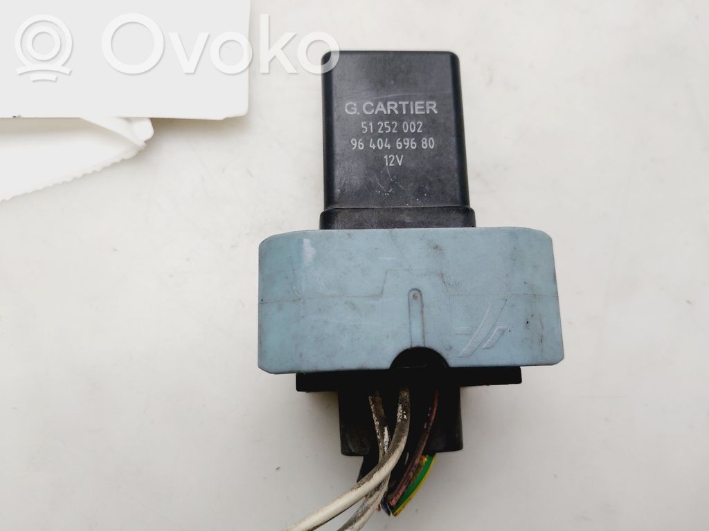 Peugeot 307 Hehkutulpan esikuumennuksen rele