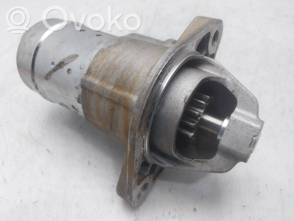 Opel Astra H Käynnistysmoottori 
