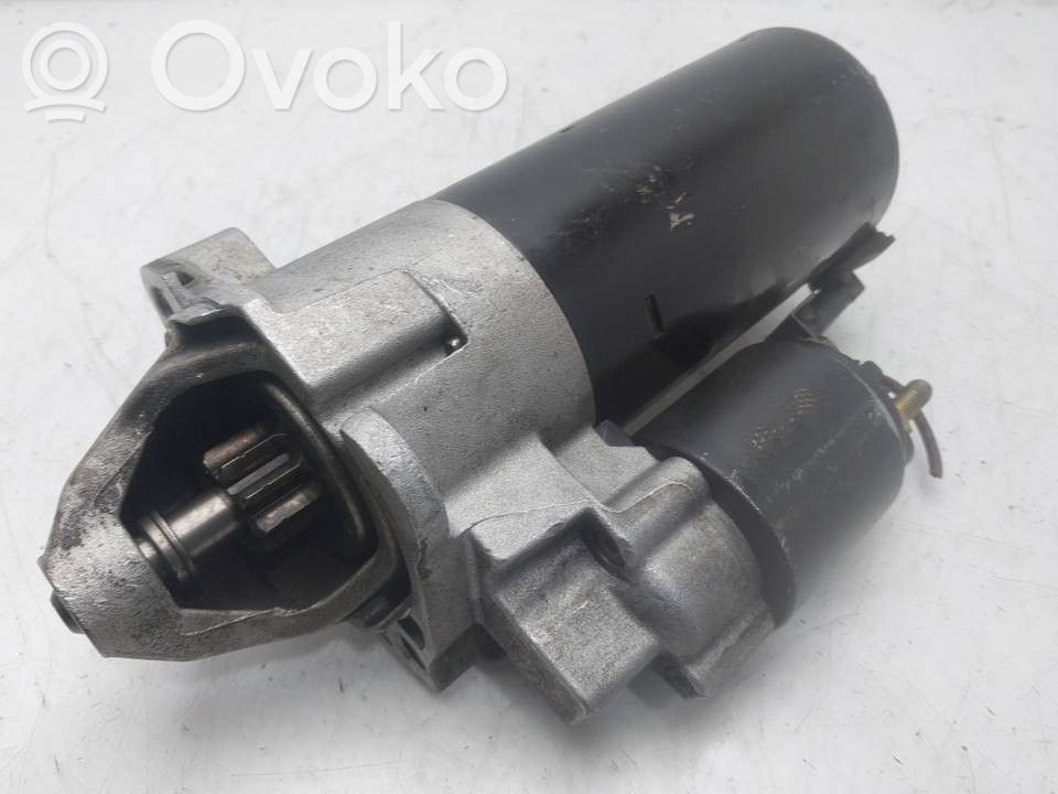 Volkswagen PASSAT B5.5 Käynnistysmoottori 