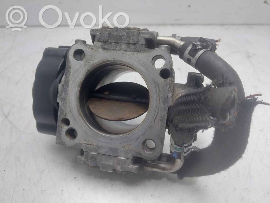 Volkswagen PASSAT B7 Drosselklappe 