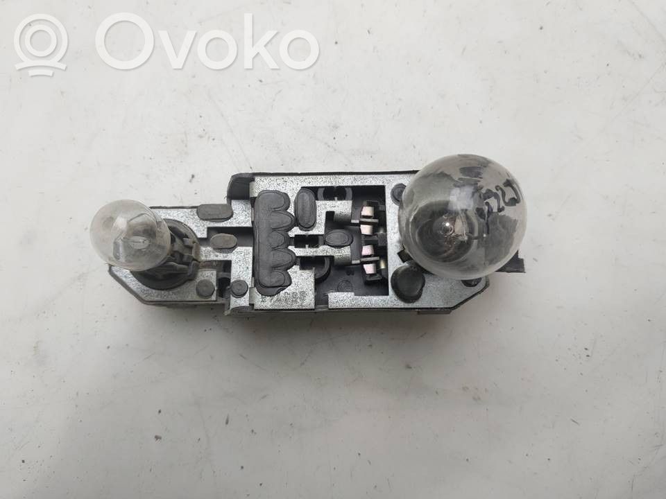 Citroen C6 Porte ampoule de feu arrière 