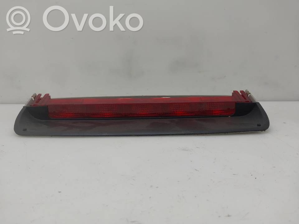 Peugeot 406 Troisième feu stop 