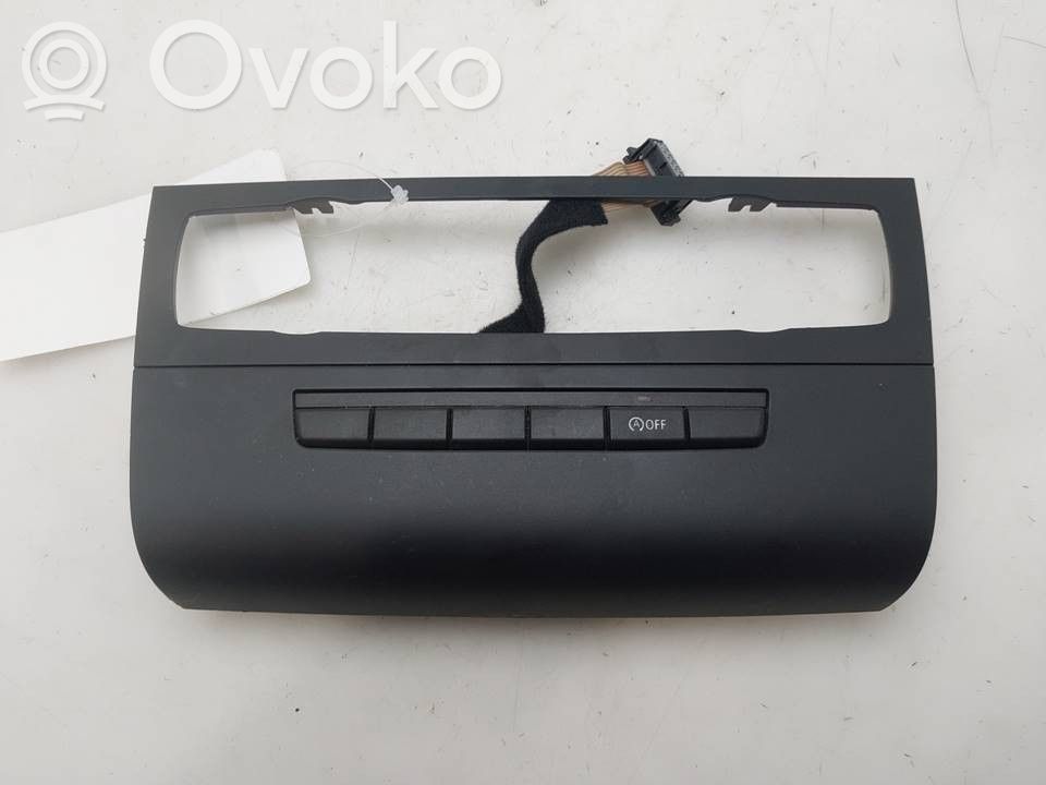 BMW 1 E81 E87 Autres commutateurs / boutons / leviers 