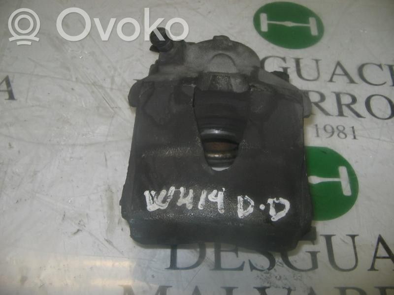 Caliper de freno delantero