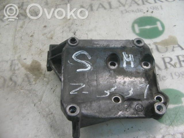 BMW 3 E30 Engine mount bracket 