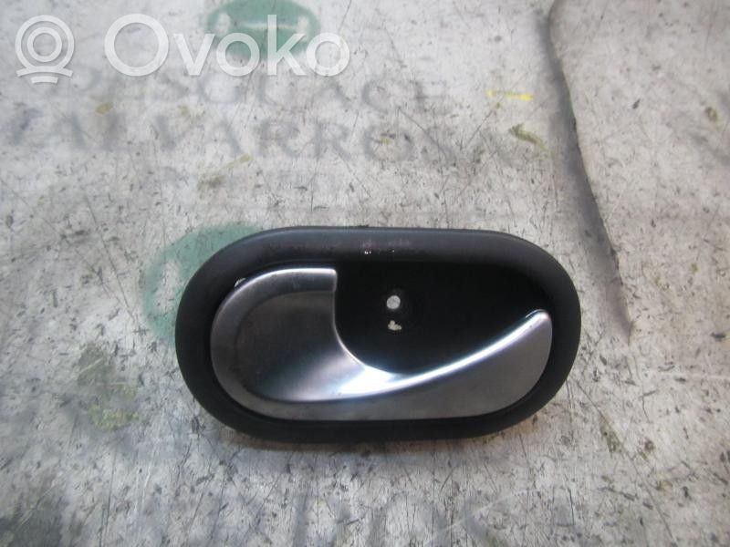 Renault Clio III Maniglia interna per portiera anteriore