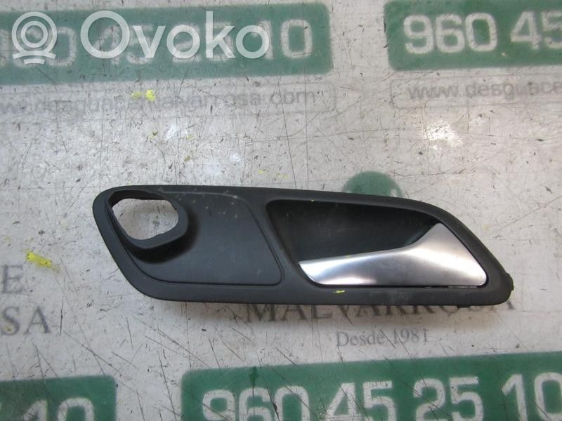 Manecilla interna puerta trasera   3C8837114VAL