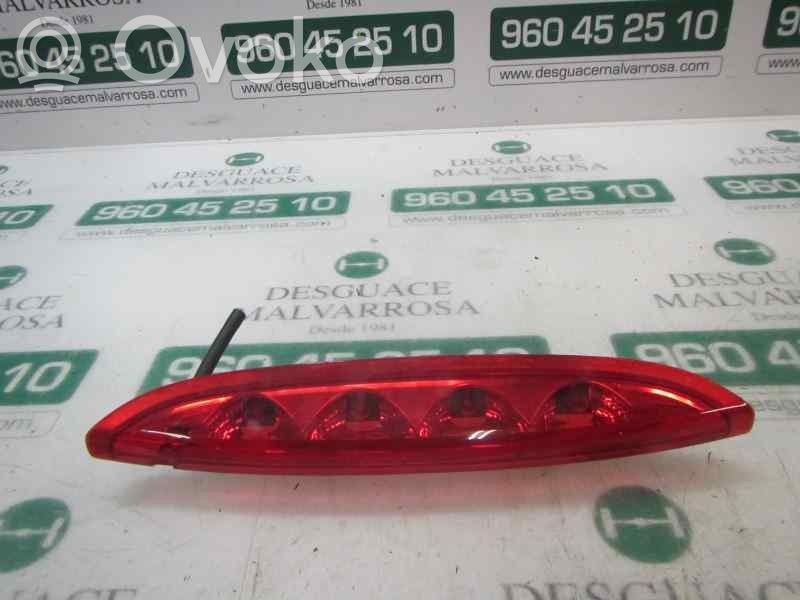 Peugeot 208 I Lampă spate în caroserie 