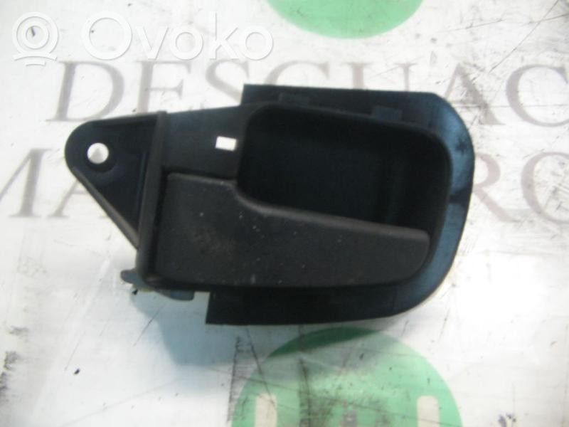 Manecilla interna puerta trasera   51221960829