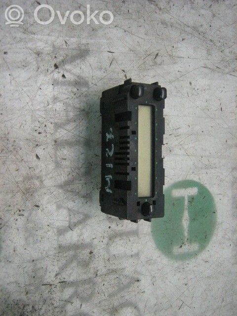 Citroen Xsara Interruttore/pulsante di controllo multifunzione 