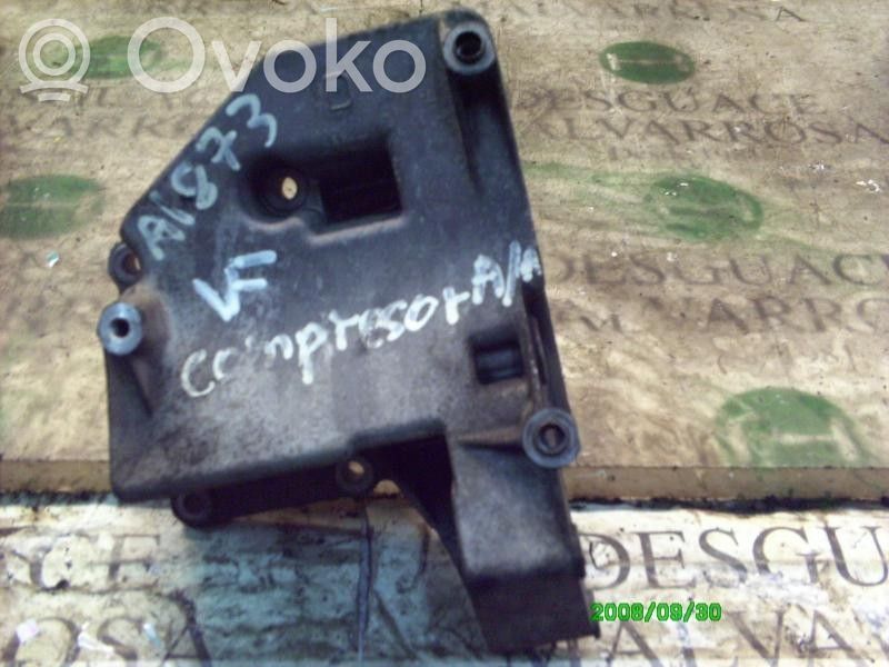 Moottorin kiinnikekorvake   64551740723