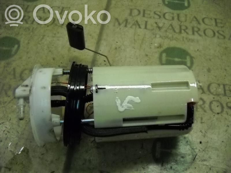 Bomba interna de combustible