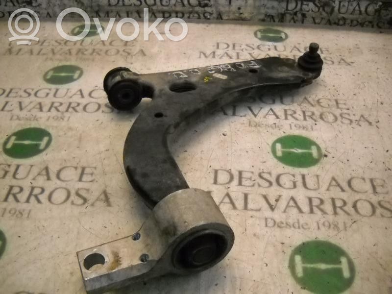 Ford Fiesta Triangle bras de suspension inférieur avant