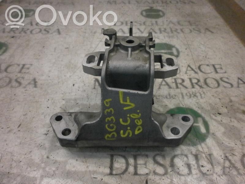 Gearbox mount   181394
