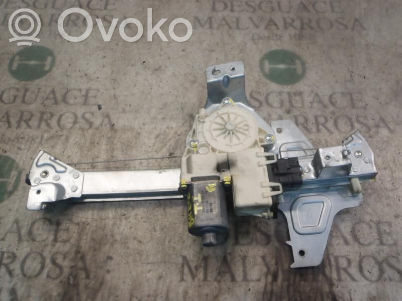 Citroen C4 I Meccanismo di sollevamento del finestrino posteriore senza motorino 