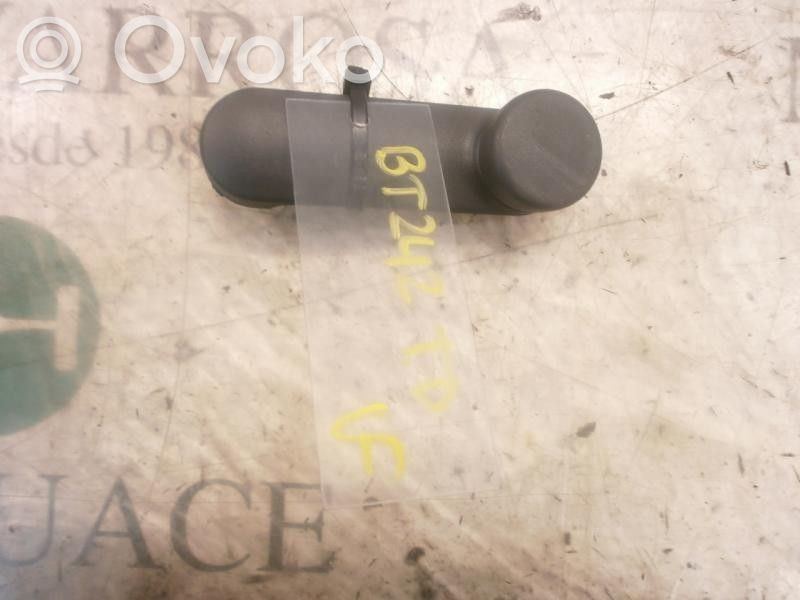 Opel Meriva A Manovella finestrino della portiera posteriore 