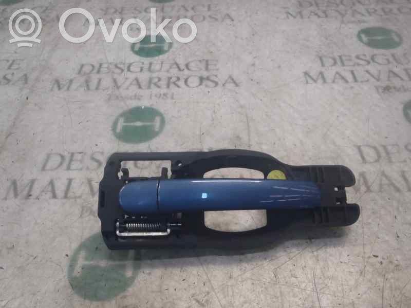 Manecilla externa puerta trasera   3B0837207GGRU