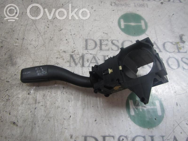 Commodo de clignotant   4E0953513K4PK,4E0953513K,CZK0310003855