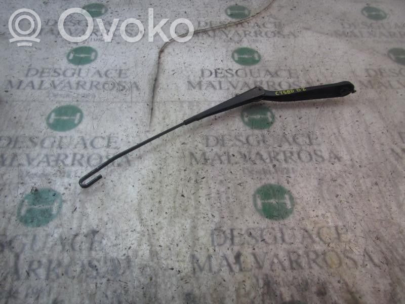 BMW X3 E83 Braccio della spazzola tergicristallo anteriore