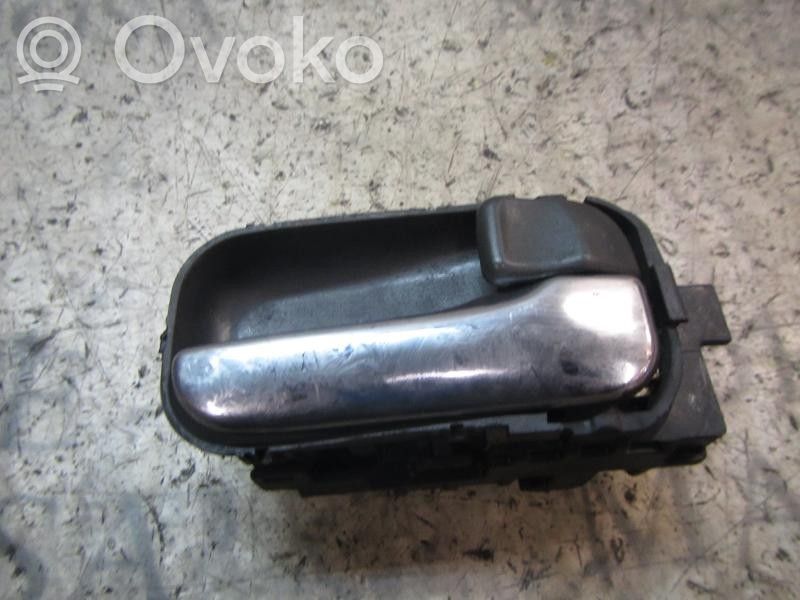 Nissan X-Trail T30 Maniglia interna per portiera anteriore