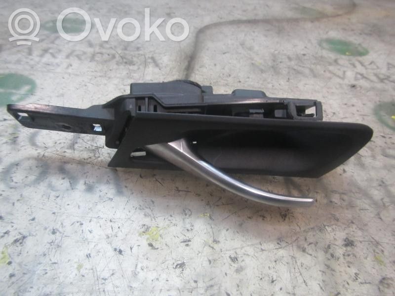 BMW X6 E71 Manecilla interna puerta trasera 