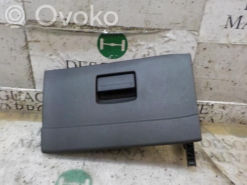 Ford Mondeo MK IV Schowek deski rozdzielczej 