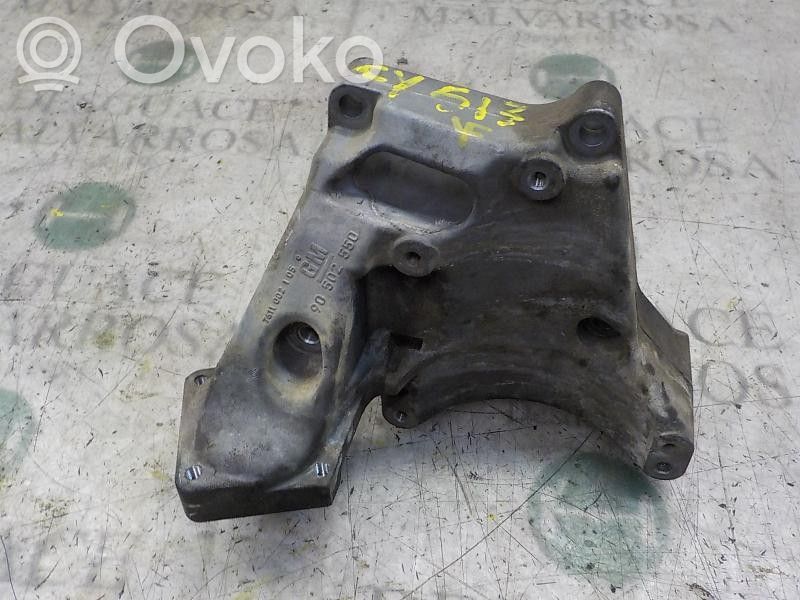 Soporte del alternador