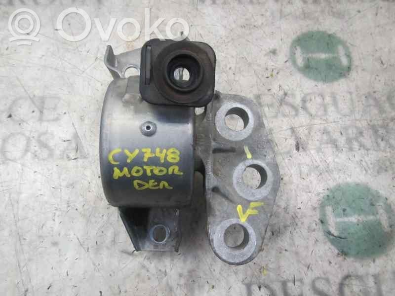 Soporte de montaje del motor