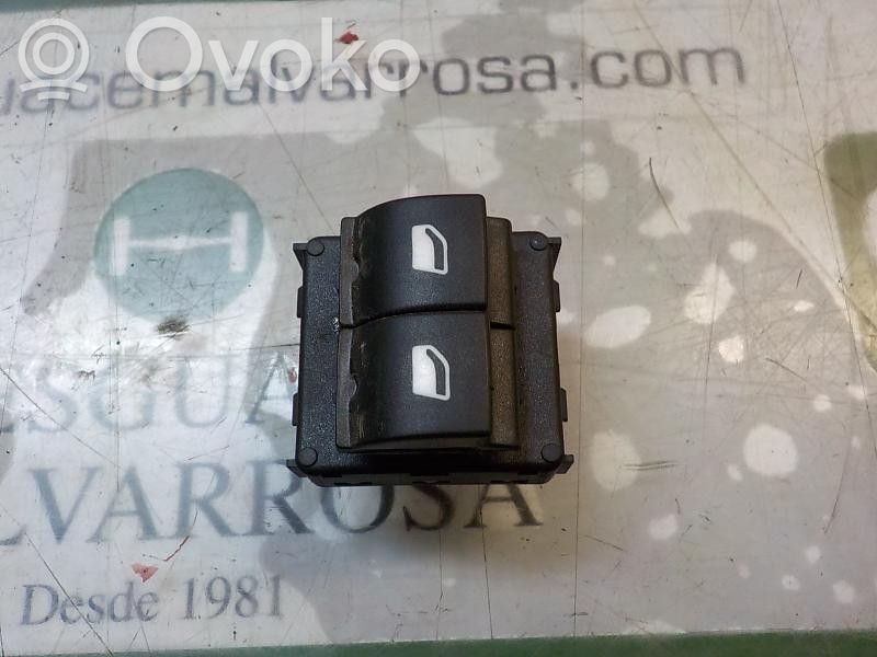 Interruptor del elevalunas eléctrico   98016298ZD