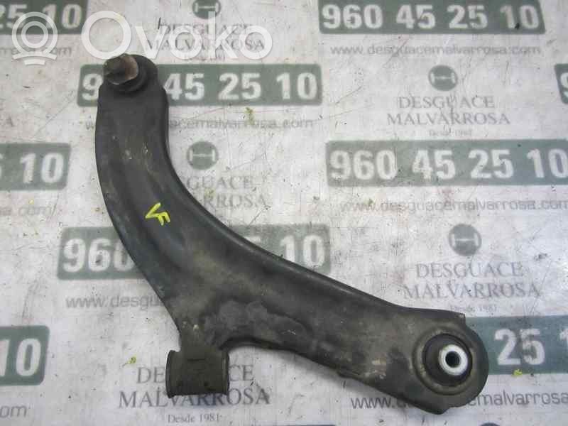 Wahacz przedni   8200615058