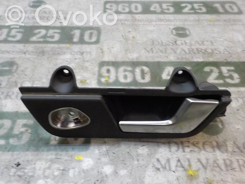 Manecilla interna puerta trasera   8E0839020C7PE