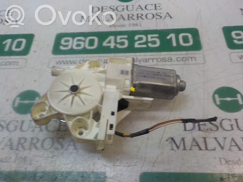 Ford Focus Alzacristalli elettrico della portiera anteriore