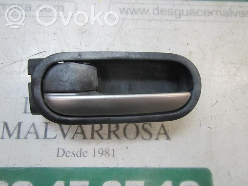 Mazda 2 Manecilla interna puerta delantera 