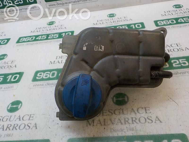 Depósito de expansión de combustible
