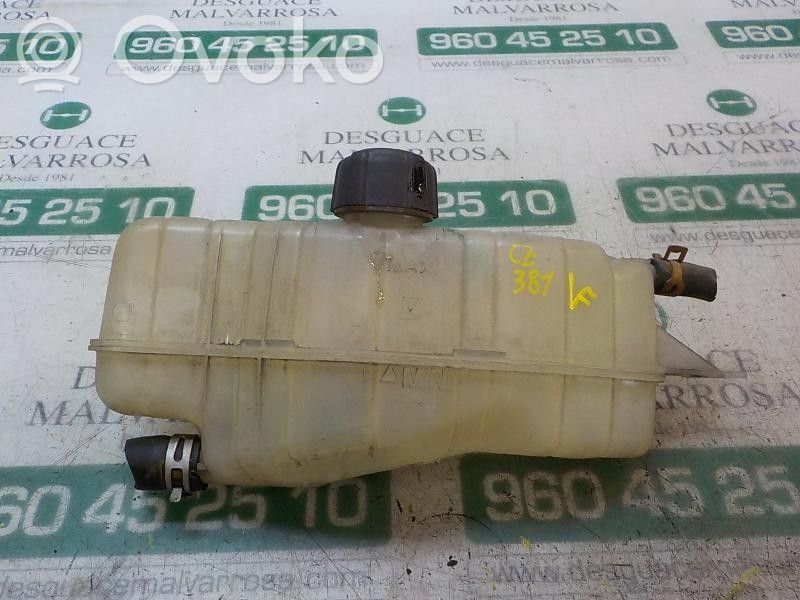 Depósito de expansión de combustible