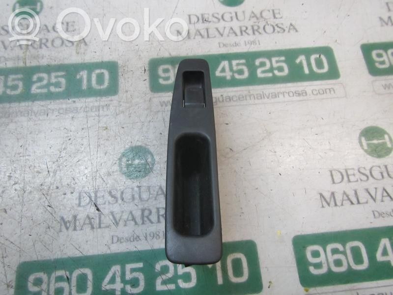 Electric window control switch   25411BR00A