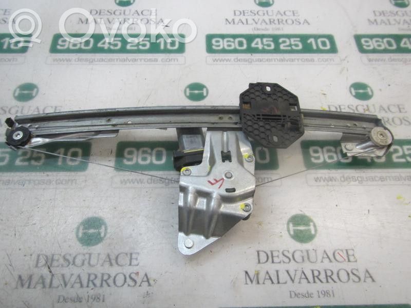 Dacia Sandero II Macara geam față manuală 